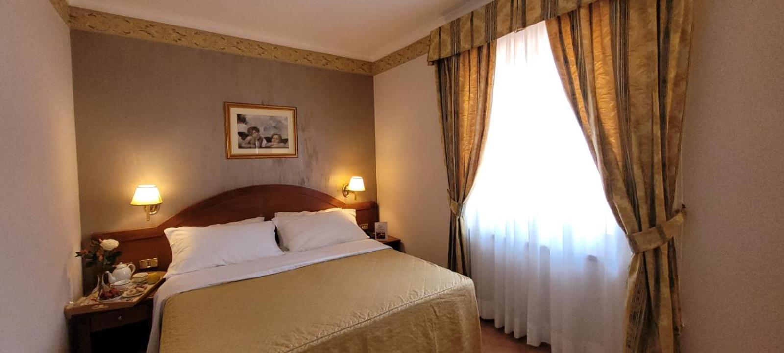 Hotel Squarciarelli Grottaferrata Zewnętrze zdjęcie
